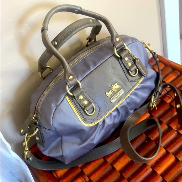 Coach hobo gunmetal $ gold purse. Small - Picture 2 of 7